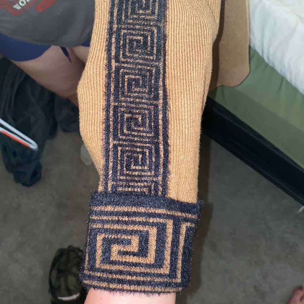 Very soft and comfortable. Turtle neck. - Picture 2 of 2